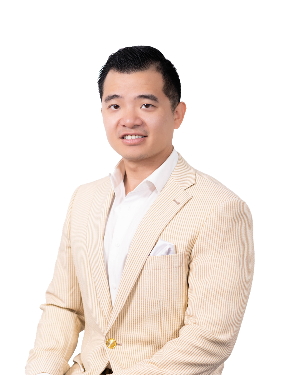 Paul Sugimura, Toronto real estate professional with Elite Capital Realty